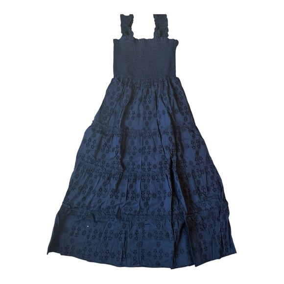 Quince 100% Organic Cotton Eyelet Smocked Midi Dress Sz M Deep Navy NEW - Picture 2 of 4